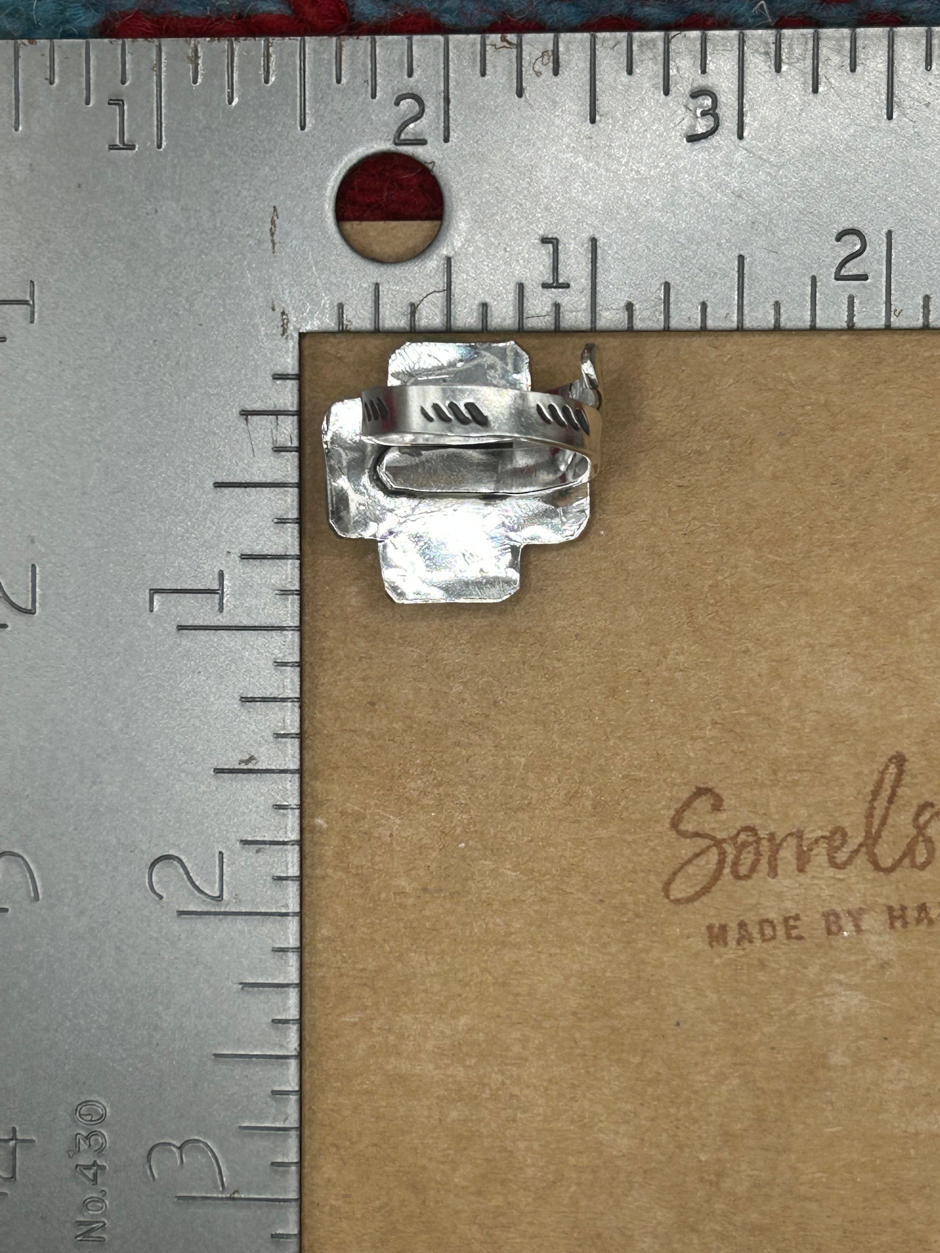 Shiny Mesa Ring