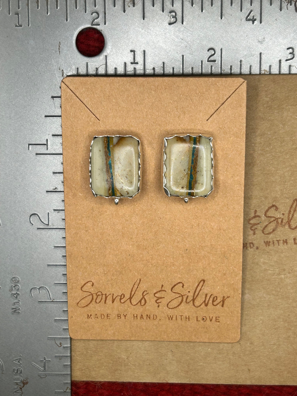 Royston Ribbon Convertible Studs