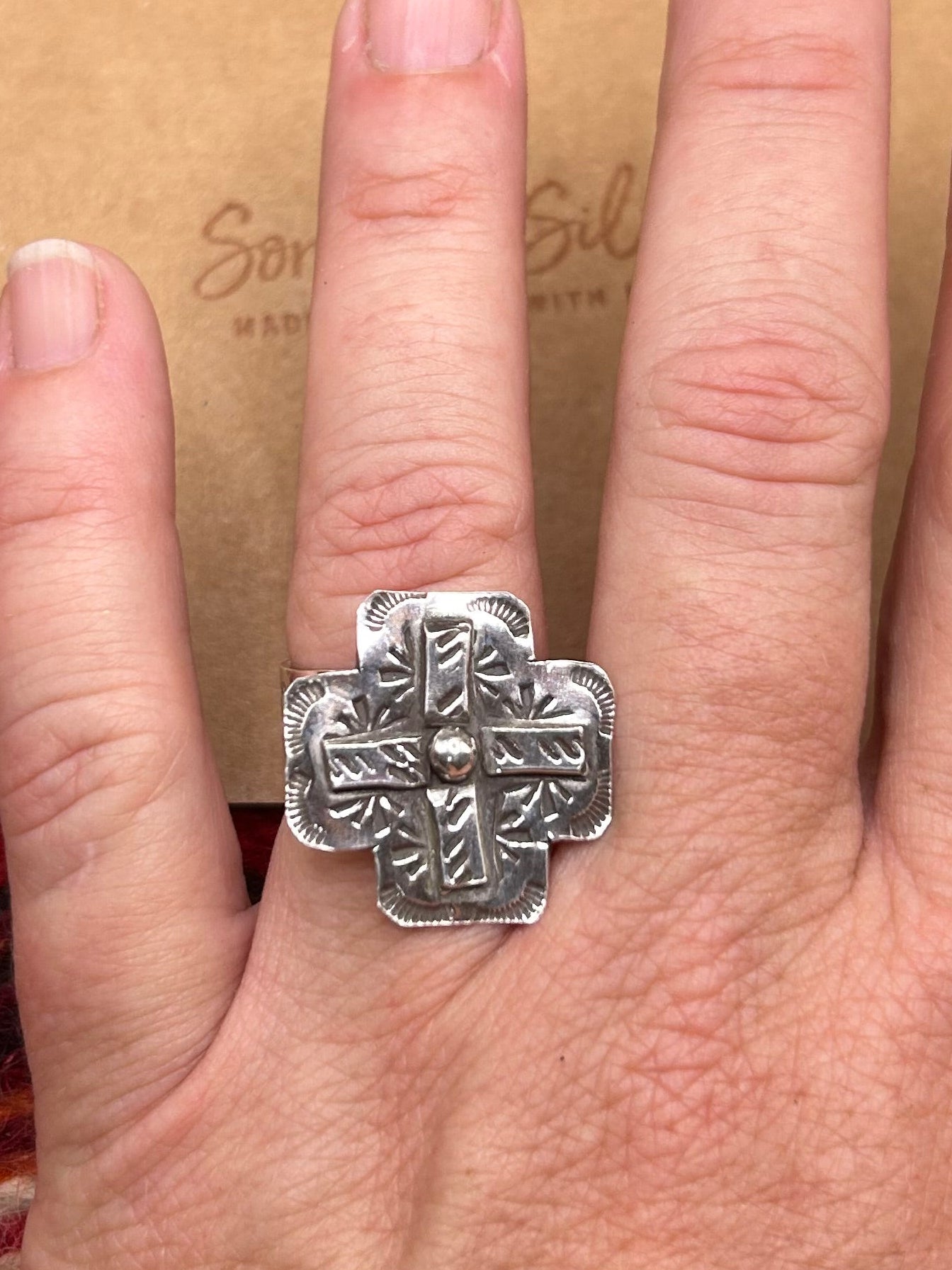 Shiny Mesa Ring